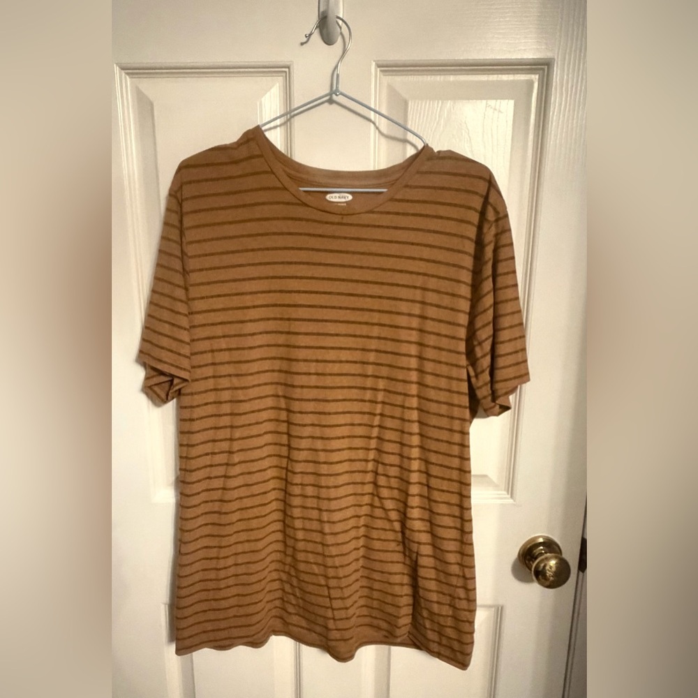 Old Navy Brown and Dark Brown Striped Short-Sleeve Tee, Men’s Large